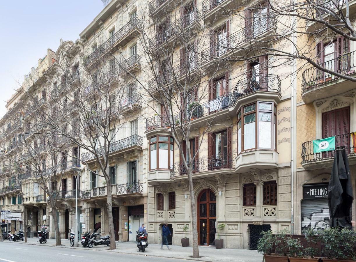 Central Apartments Barcelona Eksteriør billede